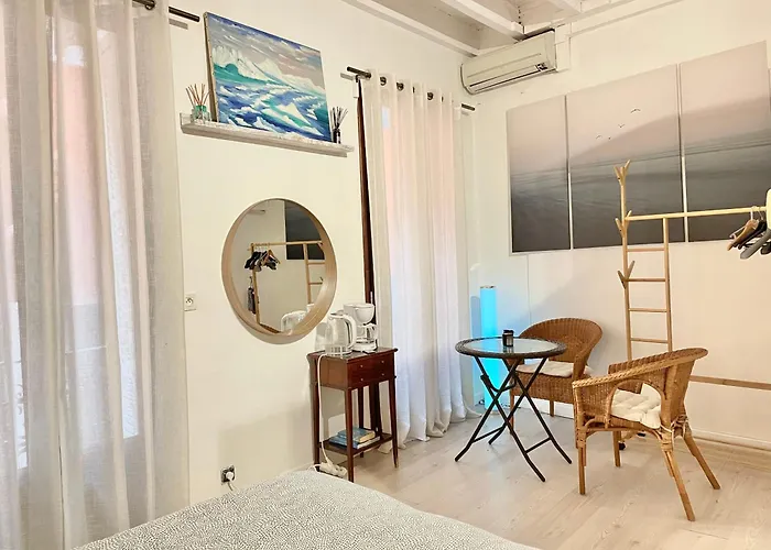 Authentic Living In A Historical Area Lägenhet Monte Carlo